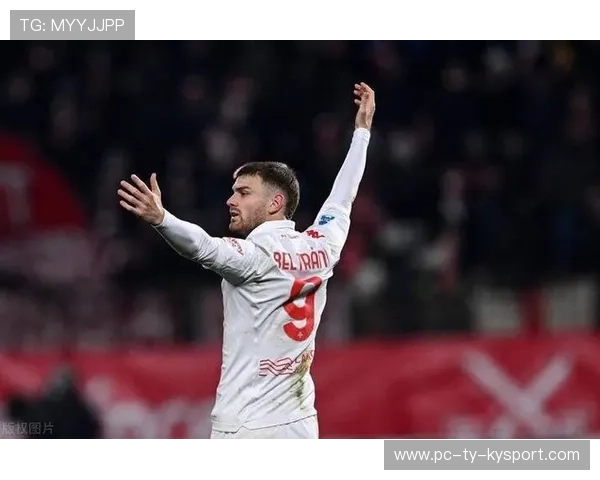 佛罗伦萨主场再遭尴尬失利,保级形势岌岌可危,佛罗伦萨球场 佛罗伦萨主场再遭尴尬失利,保级形势岌岌可危,佛罗伦萨球场