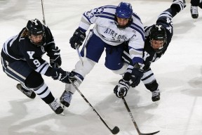 艾比·德尔福：出色的反击能力，成为南非队攻守转换的核心，艾比 里德尔