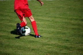 中国足球职业俱乐部推动管理层岗位轮训制度，职业足球俱乐部训练计划